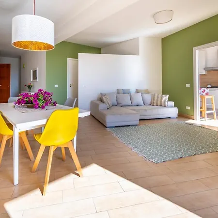 Apartamento Avola Apartment *